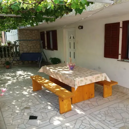 Tuzlak Apartment Povile